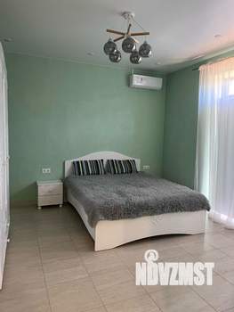 Дом 200м&sup2;, 2-этажный, посуточно, 