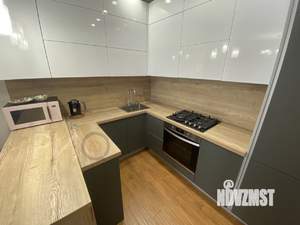 Таунхаус 100м², 3-этажный, на длительный срок, 