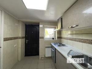 Дом 250м², 3-этажный, на длительный срок, 