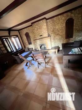 Дом 200м², 2-этажный, посуточно, 