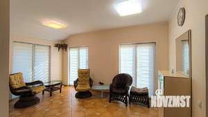 Дом 135м², 2-этажный, на длительный срок, 