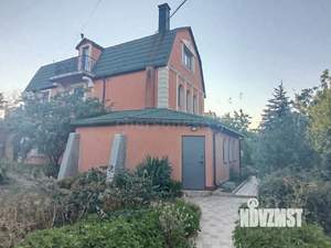 Дом 191м&sup2;, 3-этажный, на длительный срок, 