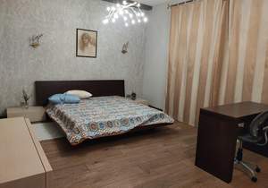 Дом 250м², 3-этажный, на длительный срок, 