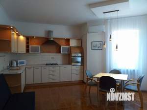 Дом 280м², 2-этажный, на длительный срок, 