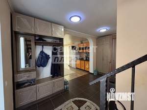 Дом 151м², 2-этажный, на длительный срок, 