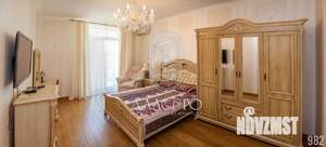 Дом 305м², 3-этажный, на длительный срок, 