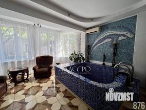 Дом 285м², 3-этажный, на длительный срок, 