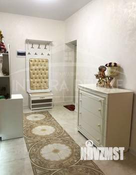 Коттедж 200м², 2-этажный, на длительный срок, 