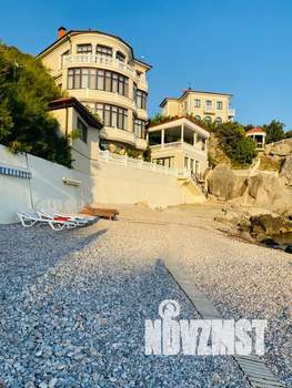 Дом 200м&sup2;, 3-этажный, посуточно, 