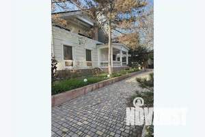 Дом 174м&sup2;, 2-этажный, посуточно, 