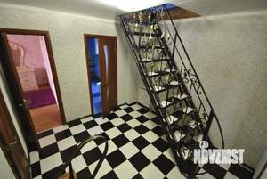 Дом 250м², 2-этажный, на длительный срок, 