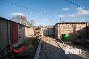 Дом 240м², 3-этажный, участок 5 сот.  