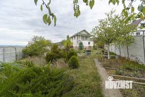 Дом 139м², 2-этажный, участок 8 сот.  