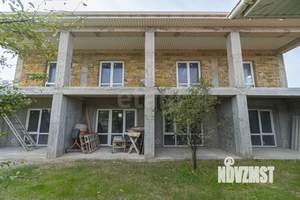 Дом 240м², 2-этажный, участок 11 сот.  