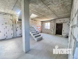 Дом 160м&sup2;, 2-этажный, участок 4 сот.  