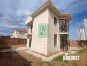 Дом 200м², 2-этажный, участок 5 сот.  