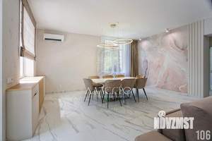 Дом 412м², 3-этажный, участок 4 сот.  