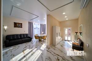 Дом 286м&sup2;, 2-этажный, участок 5 сот.  