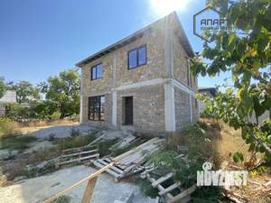 Дом 160м&sup2;, 2-этажный, участок 4 сот.  