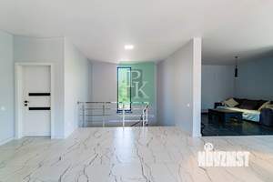 Дом 270м², 2-этажный, участок 10 сот.  