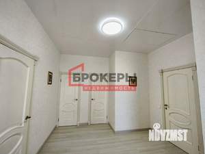 Дом 200м², 2-этажный, участок 6 сот.  