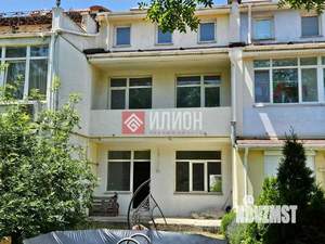 Таунхаус 216м², 3-этажный, участок 5 сот.  