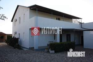 Дом 265м², 3-этажный, участок 9 сот.  