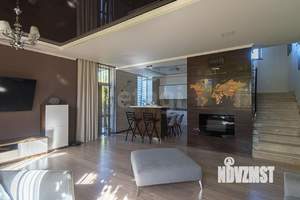 Дом 175м&sup2;, 2-этажный, участок 4 сот.  