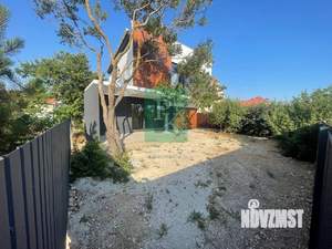 Дом 108м&sup2;, 2-этажный, участок 4 сот.  