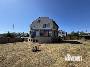 Дом 300м², 2-этажный, участок 10 сот.  