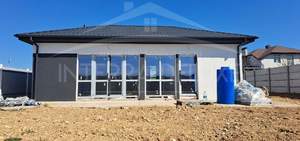 Дом 90м², 1-этажный, участок 4 сот.  