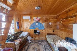 Дом 15м², 2-этажный, участок 4 сот.  