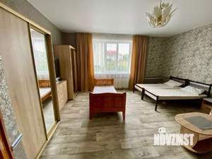 Дом 250м², 3-этажный, участок 6 сот.  