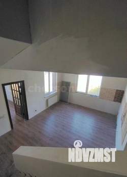 Дом 404м&sup2;, 3-этажный, участок 6 сот.  