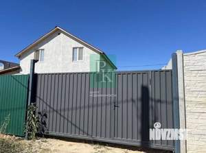 Дом 90м², 2-этажный, участок 5 сот.  