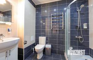 Дом 750м², 3-этажный, участок 9 сот.  