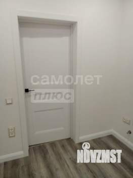 Коттедж 250м&sup2;, 2-этажный, участок 9 сот.  