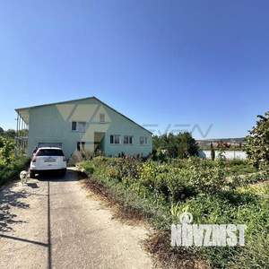 Дом 280м², 2-этажный, участок 10 сот.  