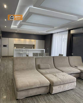 Дом 254м&sup2;, 2-этажный, участок 5 сот.  