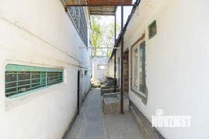 Дом 110м&sup2;, 3-этажный, участок 6 сот.  