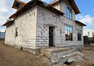 Дом 140м&sup2;, 2-этажный, участок 6 сот.  