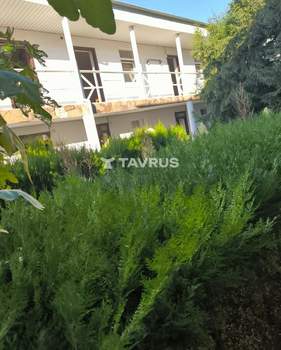 Дом 1200м², 2-этажный, участок 10 сот.  