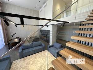 Дом 200м&sup2;, 2-этажный, участок 5 сот.  