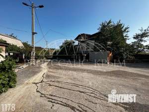 Дом 310м&sup2;, 3-этажный, участок 34 сот.  