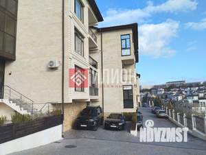 Дом 138м&sup2;, 2-этажный, участок 3 сот.  