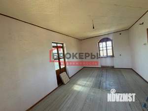 Дом 147м&sup2;, 3-этажный, участок 5 сот.  