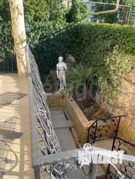 Дом 409м&sup2;, 4-этажный, участок 10 сот.  