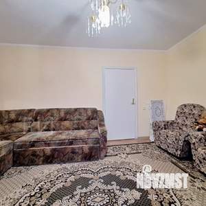 Дом 63м&sup2;, 2-этажный, участок 6 сот.  