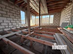 Дом 130м&sup2;, 2-этажный, участок 4 сот.  