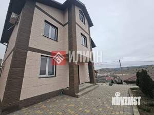 Дом 206м², 3-этажный, участок 10 сот.  